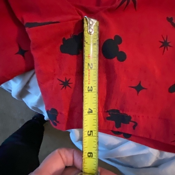 Plus size women’s 3x torrid Disney shorts red with black Mickey ears - Picture 13 of 14
